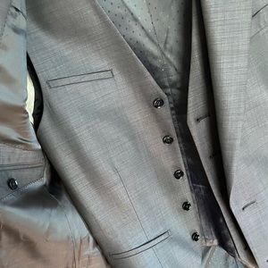 Express Photographer Fitted Suit 3 piece great condition